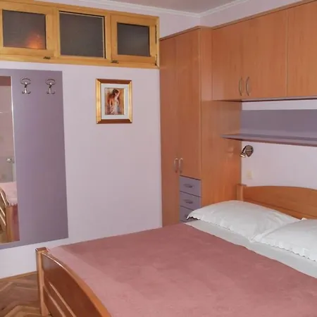 Borna Top Centar 3*