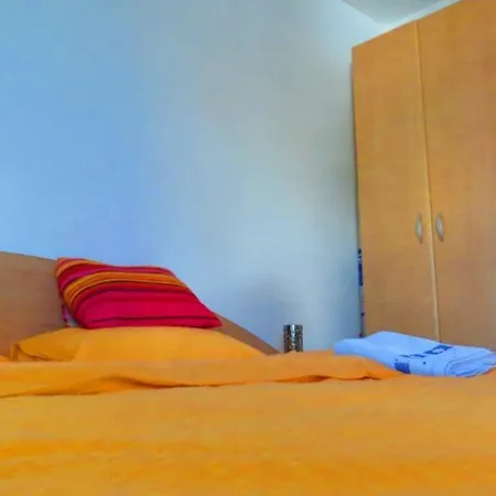 Borna Top Centar Gasthof Split