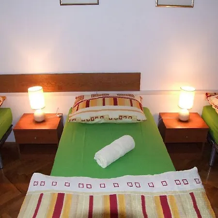 Borna Top Centar Gasthof Split